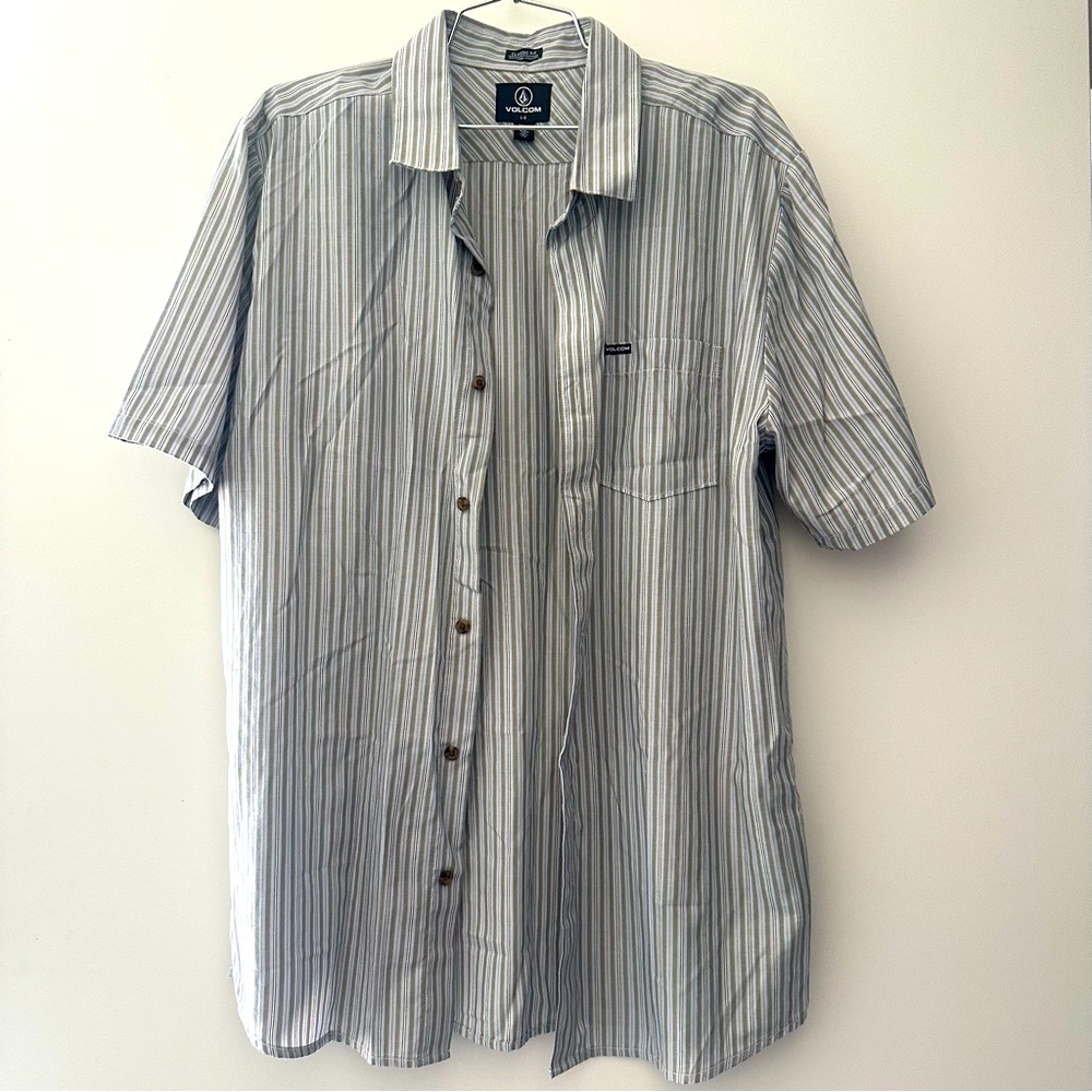 Volcom Men's Striped Button Down Shirt